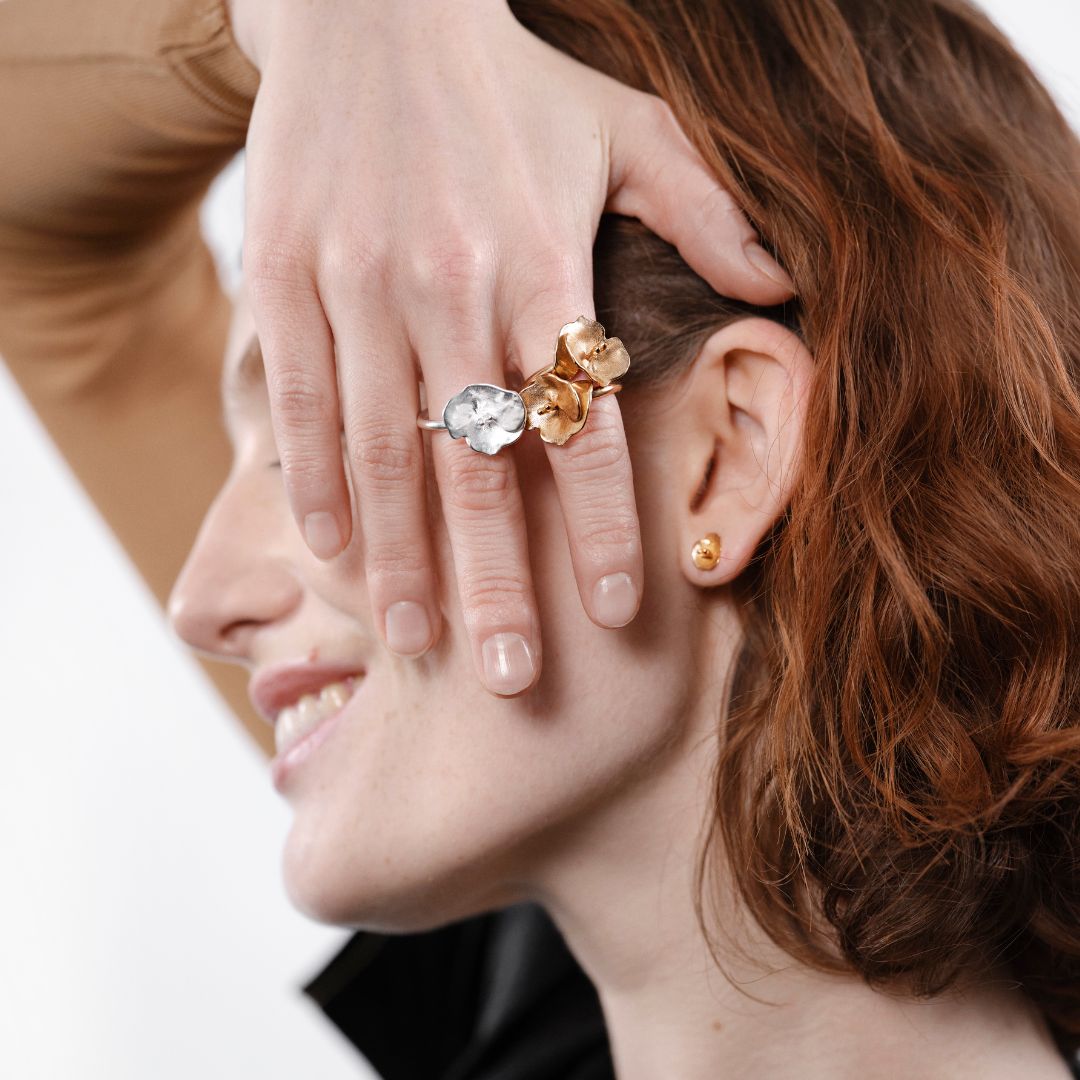 Kalevala Summer Night Rose, Earrings, Mini, Bronze