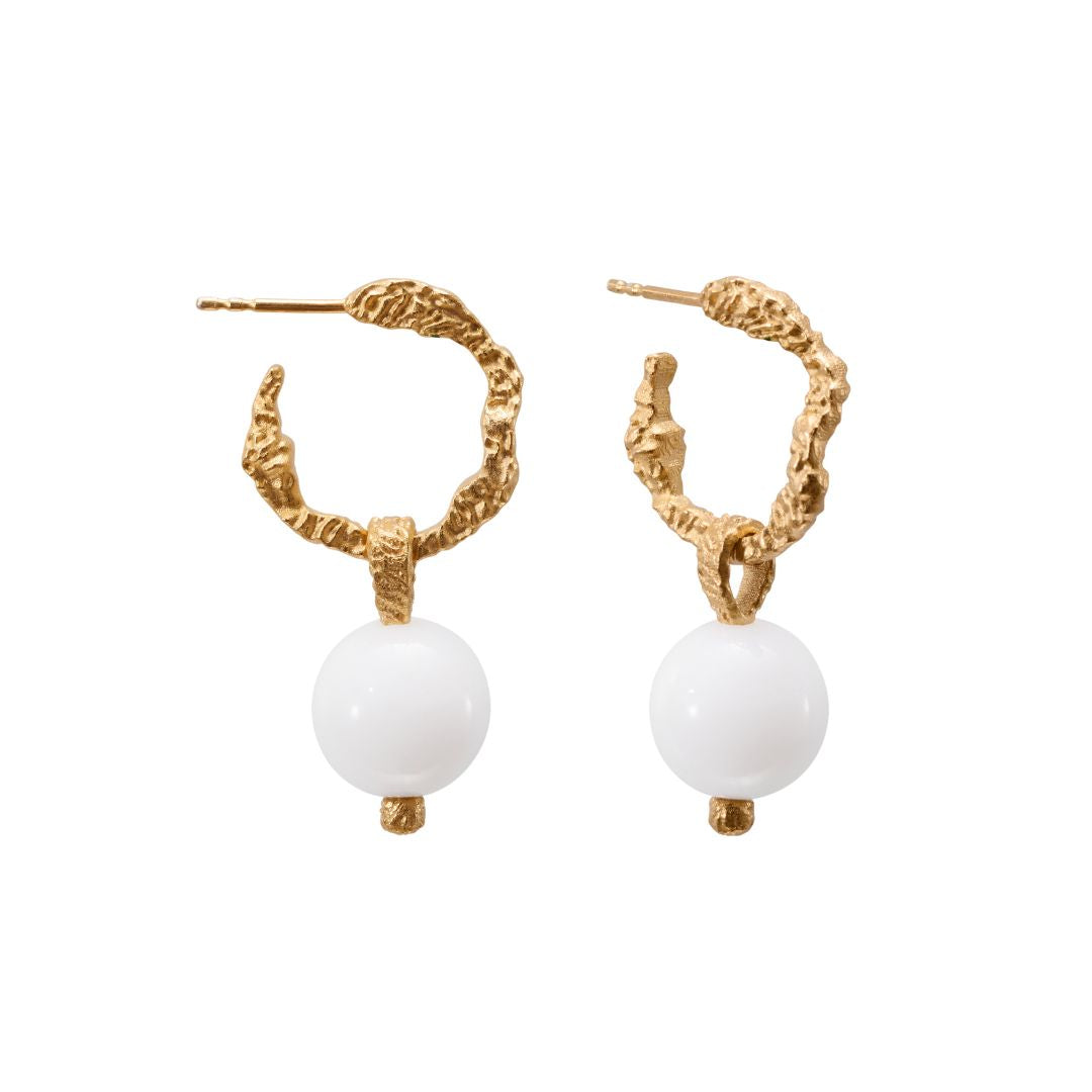 Kalevala Itu hoop earrings and glass beads, gold-plated silver and glass, Kalevala Modern, 261001402JT
